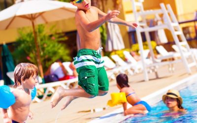 Swimming pool etiquette for everyone