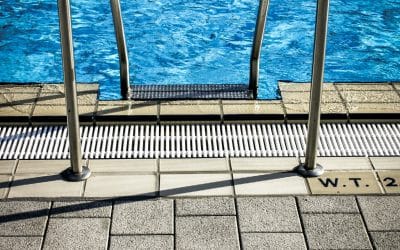 3 reasons having your own pool is better than a public pool