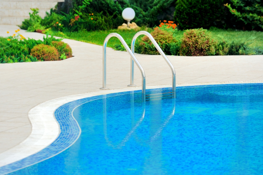 Is a fiberglass pool the best kind?